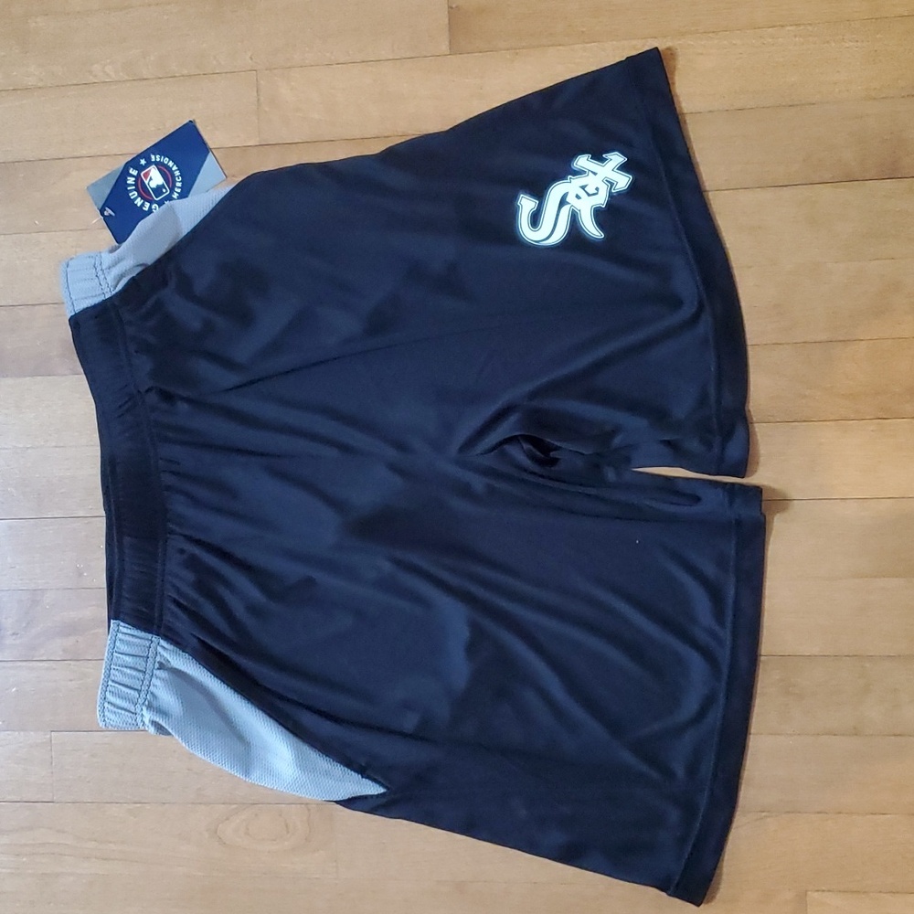 Mens Majestic Sports Athletic Shorts Size Sm M 3X Chicago WHITE SOX Baseball NWT